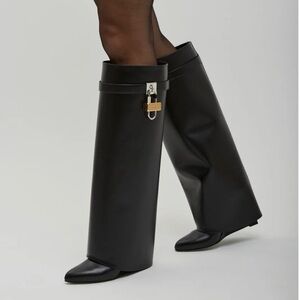 Givenchy Shark 🦈 Lock 🔒 Boots - WIDE FIT 39.5